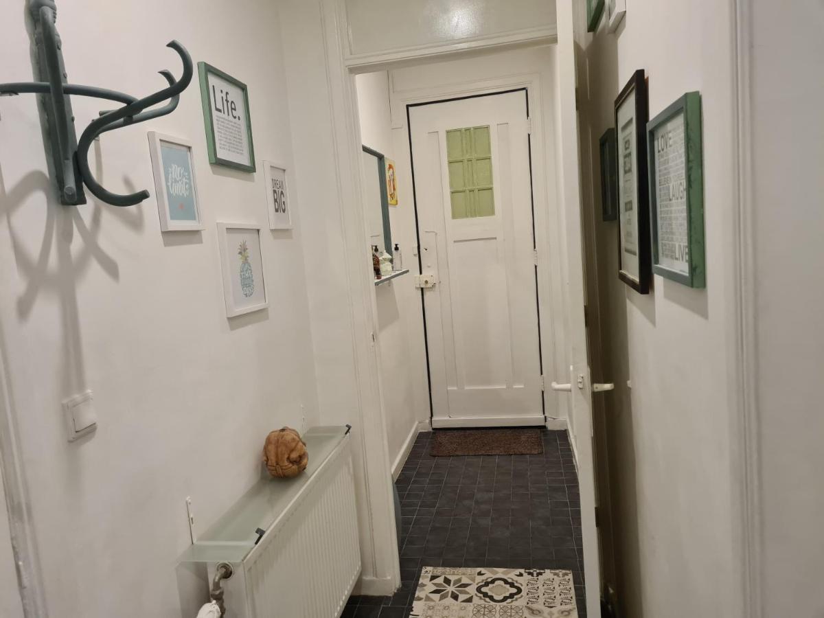 1 Bedroom 15 Min By Tram To Amsterdam Centre! Exterior foto