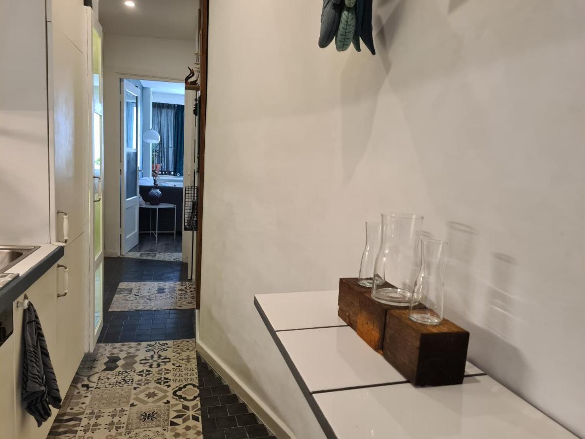1 Bedroom 15 Min By Tram To Amsterdam Centre! Exterior foto